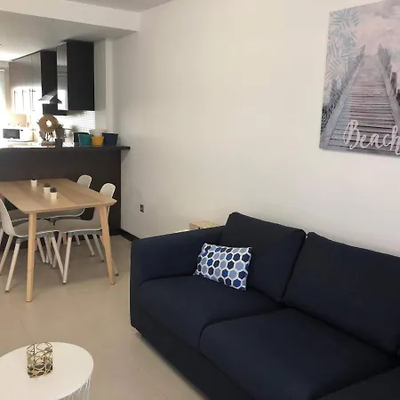 Rated Huge Sunny Terrace Heated Pool Parking Wifi Apartment *